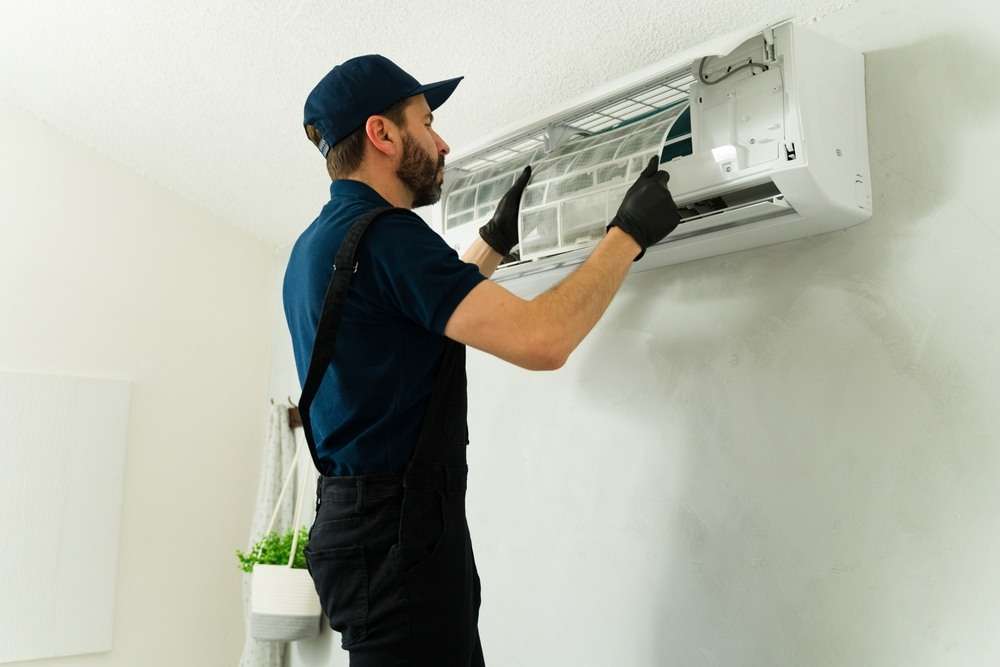 Ductless Mini-Split Maintenance in Columbus, OH | Kendawgs Heating & Cooling